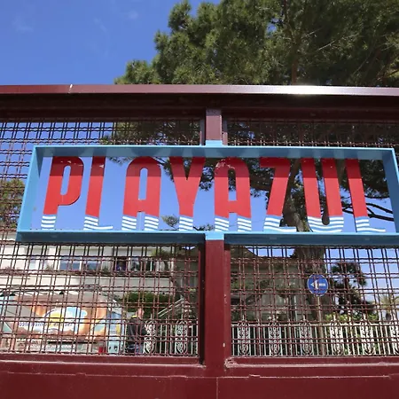 Playazul 2 - Planet * Cambrils